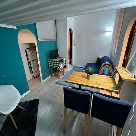 Lungo Tevere Trastevere Confort Apartment Roma Exterior foto